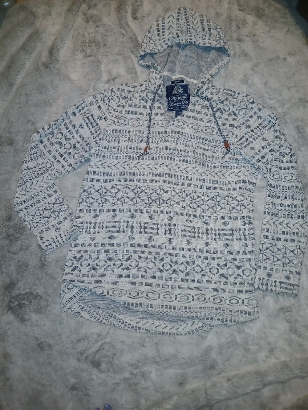 American Rag White & Gray Geometric Hooded Pullover